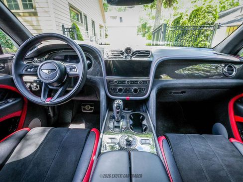 Used 2023 Bentley Bentayga Speed AWD/4WD image 50