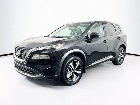 Used 2023 Nissan Rogue SL image 3