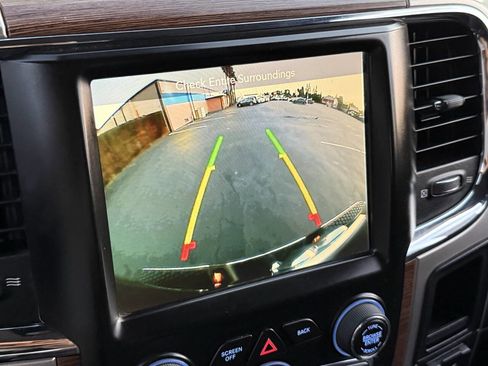Used 2017 RAM 1500 Laramie w/ Convenience Group AWD/4WD image 25