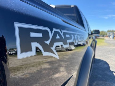 New 2025 Ford Ranger Raptor image 24