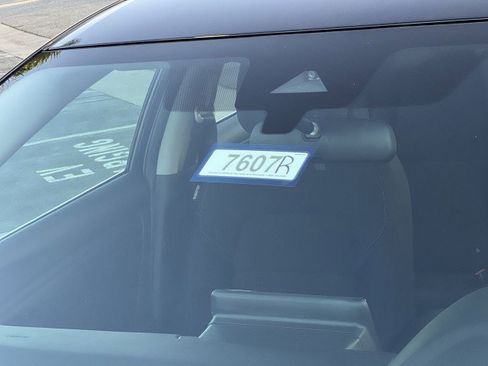 Used 2024 Nissan Sentra S image 33