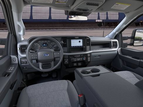 New 2026 Ford F250 XL w/ STX Appearance Package AWD/4WD image 8