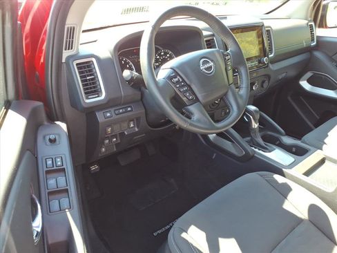 Used 2023 Nissan Frontier SV w/ SV Convenience Package AWD/4WD image 15