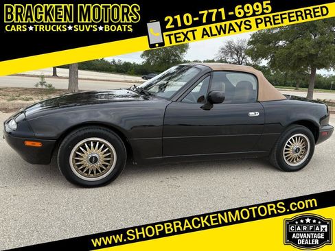 Used 1995 MAZDA MX-5 Miata RWD image 1