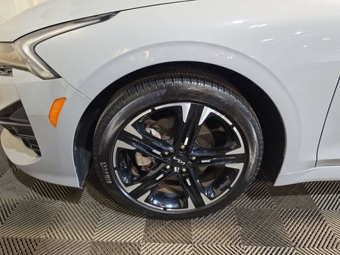 Used 2024 Kia K5 GT-Line AWD/4WD image 18