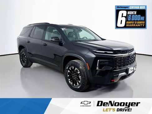 Used 2024 Chevrolet Traverse Z71 AWD/4WD image 1