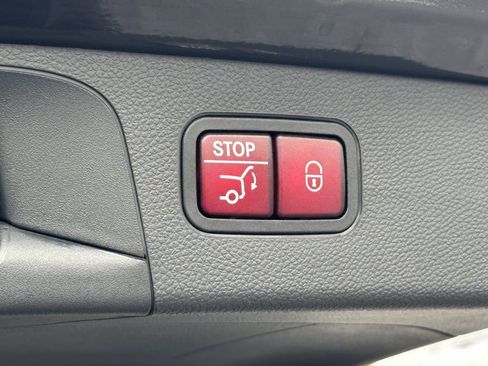 Certified 2022 Mercedes-Benz GLC 300 image 22