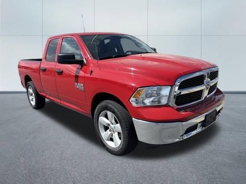 Used 2024 RAM 1500 Classic SLT image 2