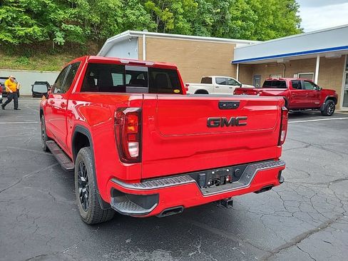 Used 2024 GMC Sierra 1500 Elevation w/ Elevation Premium Package AWD/4WD image 11