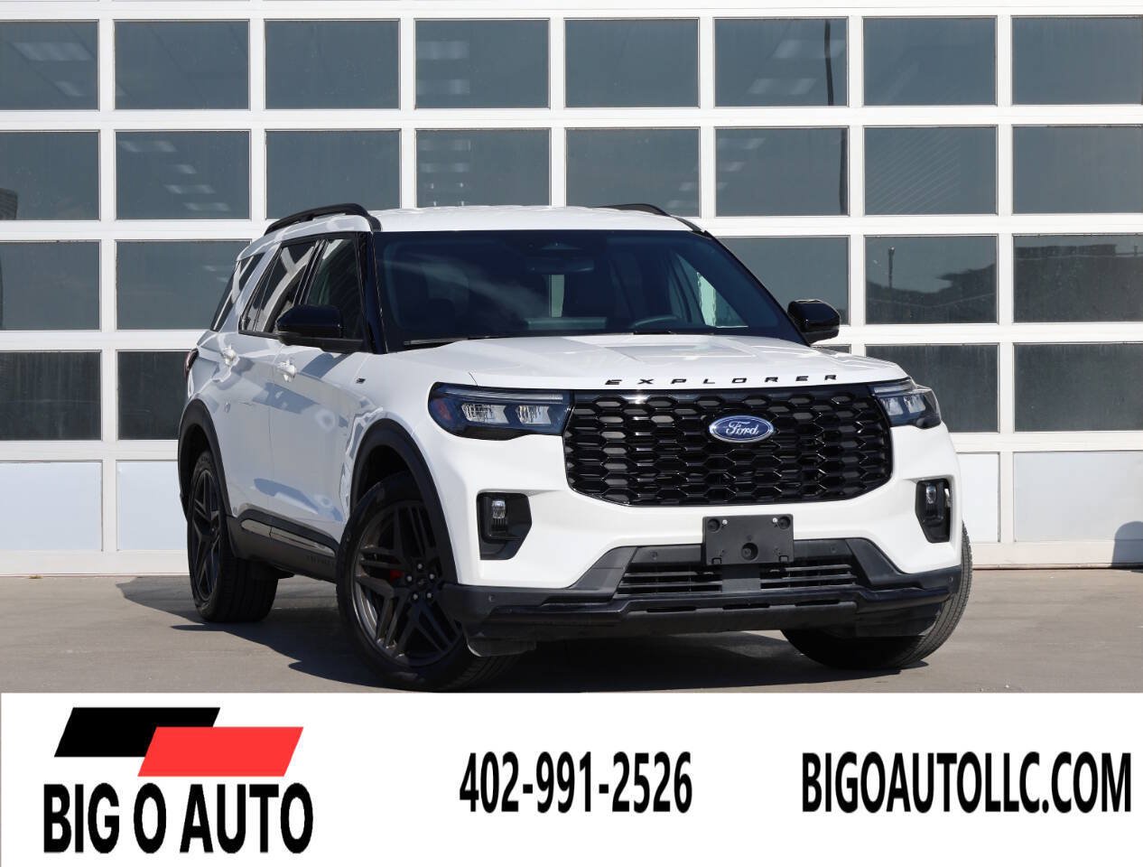 Used 2025 Ford Explorer ST-Line w/ Premium Package AWD/4WD image 1