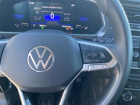 Used 2023 Volkswagen Tiguan S image 21
