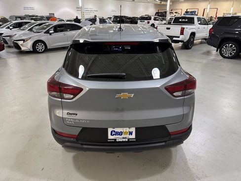 Used 2026 Chevrolet TrailBlazer LS AWD/4WD image 8
