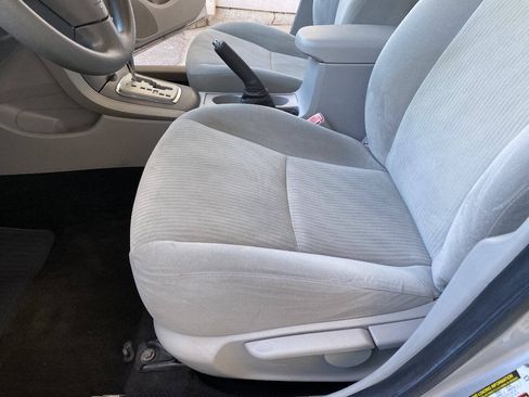 Used 2010 Toyota Corolla XLE FWD image 23