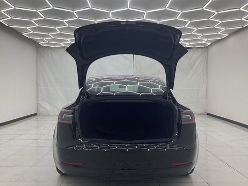 Used 2018 Tesla Model 3 Long Range image 40