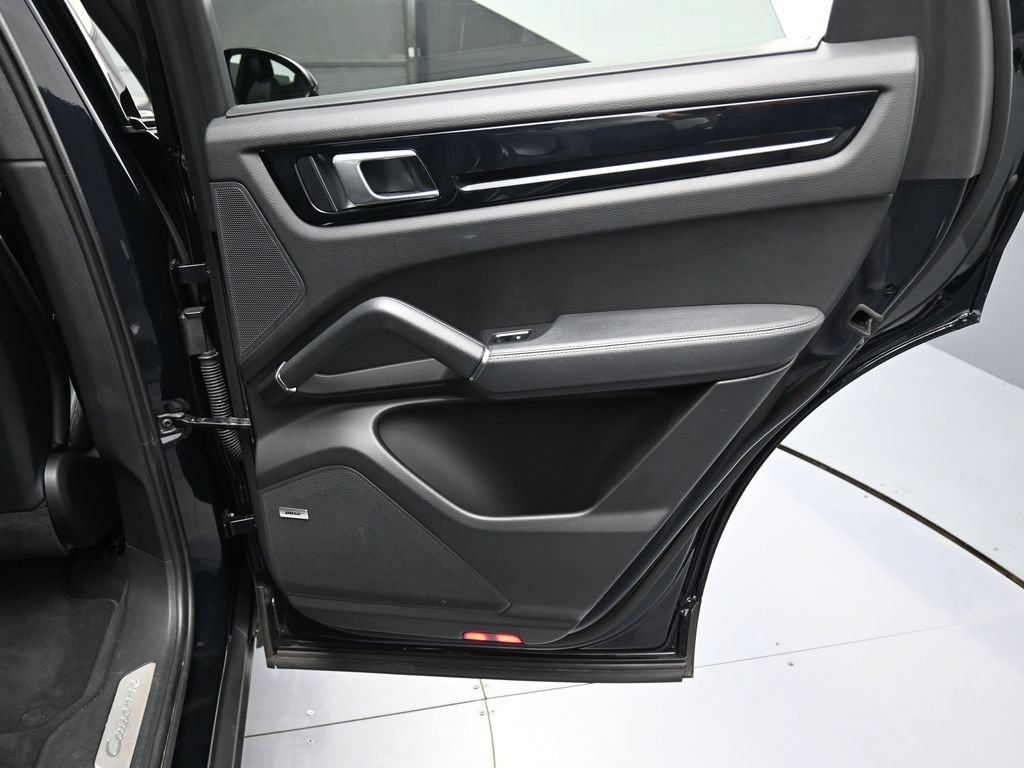 Certified 2022 Porsche Cayenne AWD/4WD image 26