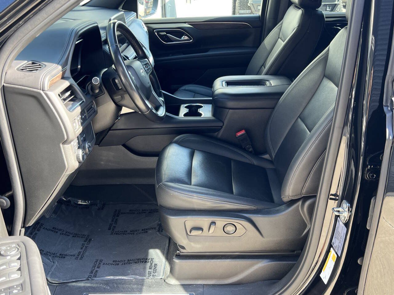 Used 2022 Chevrolet Suburban Z71 AWD/4WD image 15