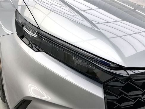 Certified 2025 Honda CR-V Sport image 26