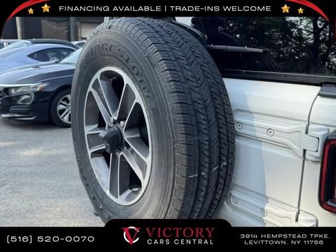 Used 2023 Jeep Wrangler Sahara image 10