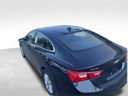 Used 2023 Chevrolet Malibu LT FWD image 23