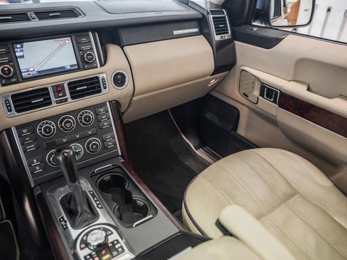 Used 2011 Land Rover Range Rover HSE LUX AWD/4WD image 9