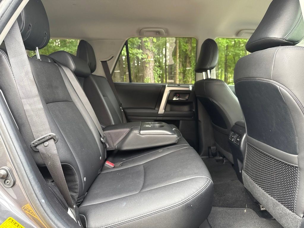 Used 2022 Toyota 4Runner TRD Sport w/ Technology Package RWD image 39