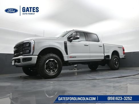 Used 2026 Ford F250 Lariat w/ Tremor Off-Road Package AWD/4WD image 43