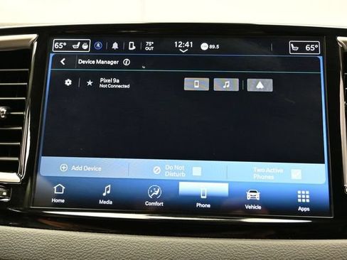 Certified 2024 Chrysler Pacifica Touring-L FWD image 36