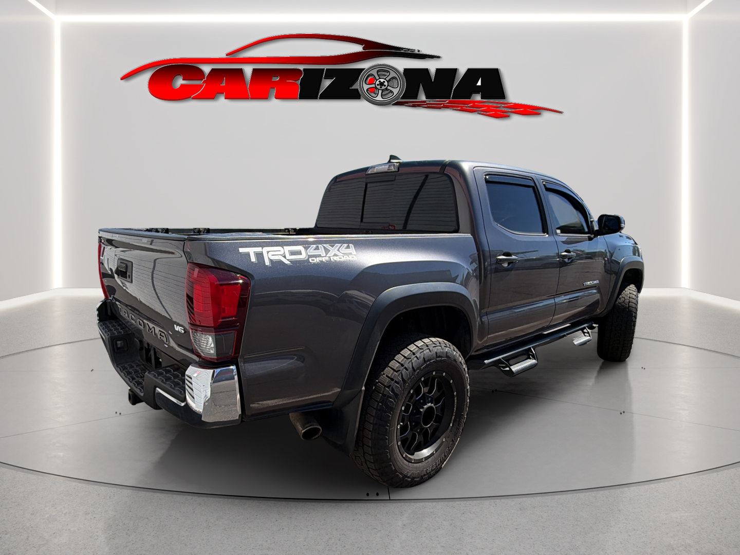 Used 2017 Toyota Tacoma TRD Off-Road AWD/4WD image 6