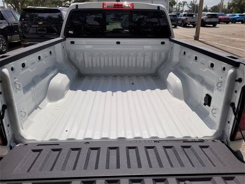 New 2025 Chevrolet Colorado Z71 w/ Technology Package image 14