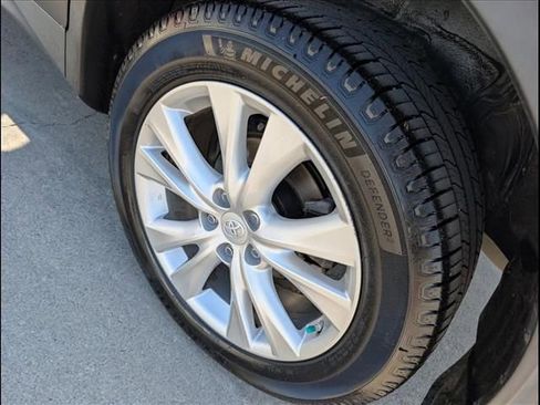 Used 2015 Toyota RAV4 Limited w/ Technology Package image 21