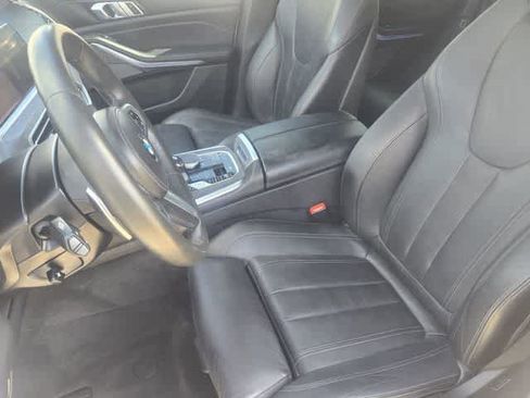 Used 2020 BMW X5 sDrive40i w/ M Sport Package image 11