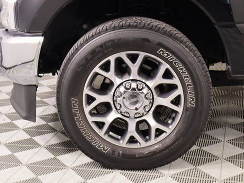 Used 2022 Ford F250 Lariat w/ Lariat Value Package image 19