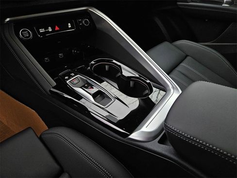 New 2025 Audi Q5 Premium Plus image 14