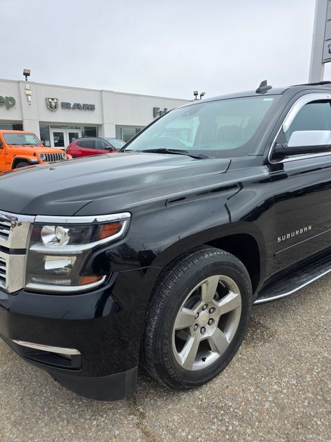 Used 2017 Chevrolet Suburban Premier AWD/4WD image 3