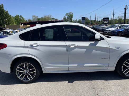 Used 2018 BMW X4 xDrive28i AWD/4WD image 4