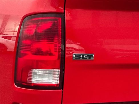 Used 2024 RAM 1500 Classic SLT image 32