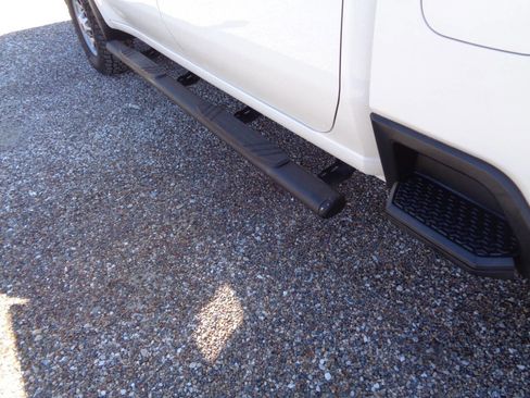 Used 2024 GMC Sierra 2500 Pro w/ Convenience Package AWD/4WD image 15