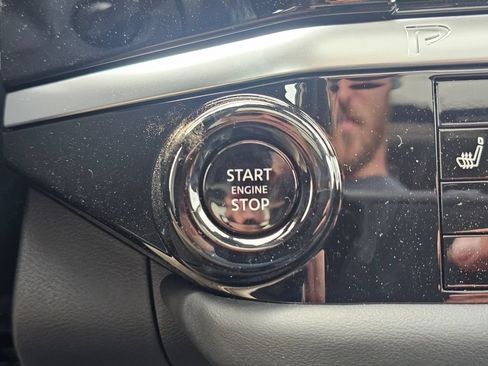 New 2026 Nissan Pathfinder SL w/ SL Premium Package AWD/4WD image 16