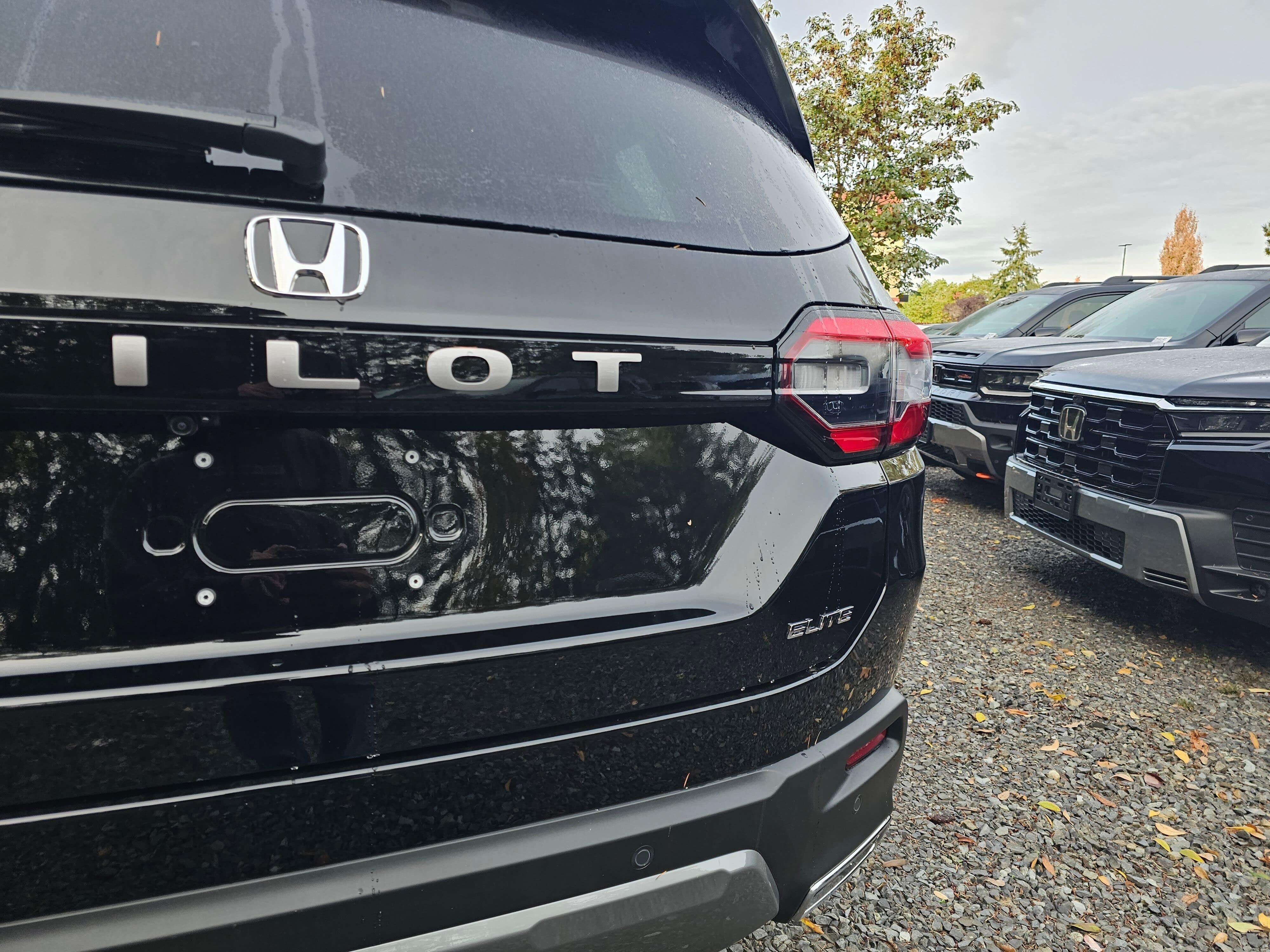 New 2026 Honda Pilot Elite image 17