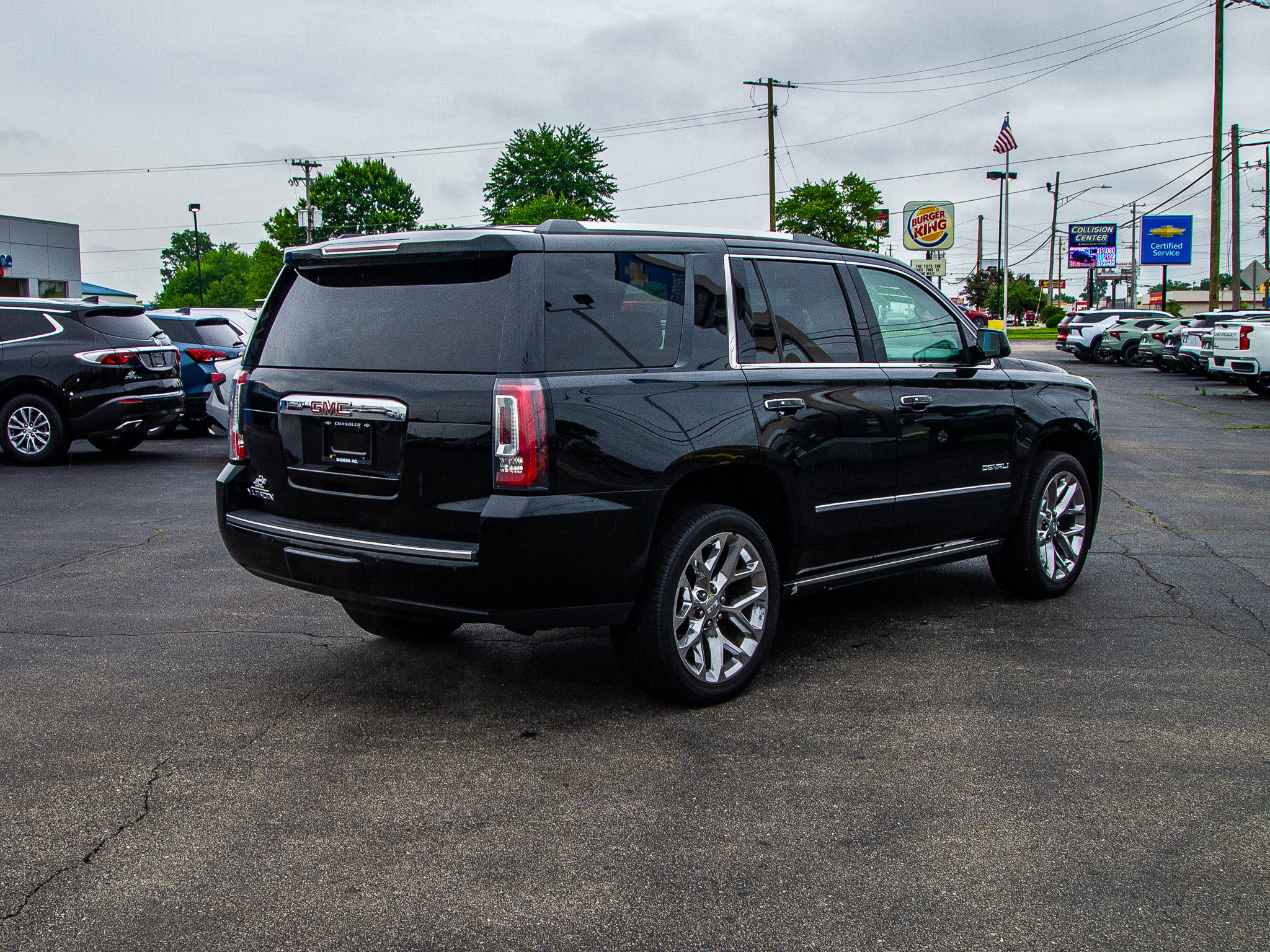 Used 2018 GMC Yukon Denali w/ Open Road Package AWD/4WD image 7