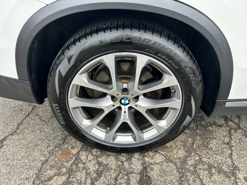 Used 2019 BMW X5 xDrive40i w/ Premium Package 2 image 11