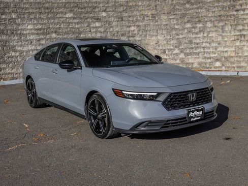 Certified 2023 Honda Accord Sport image 2