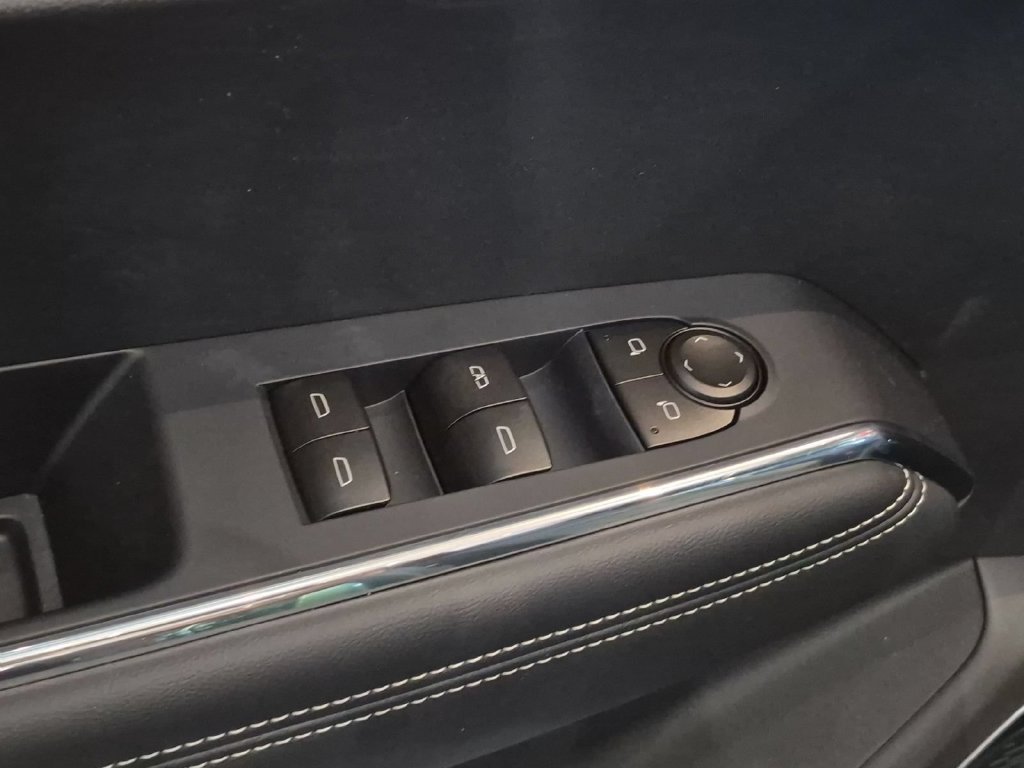New 2027 GMC Acadia Elevation w/ Black Edition FWD image 18