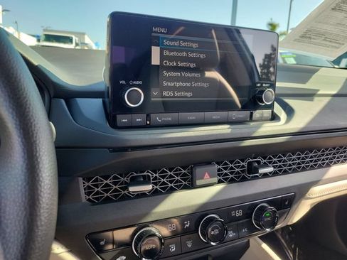 Certified 2023 Honda Accord EX image 25