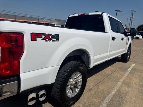 Used 2022 Ford F250 XL w/ STX Appearance Package AWD/4WD image 6