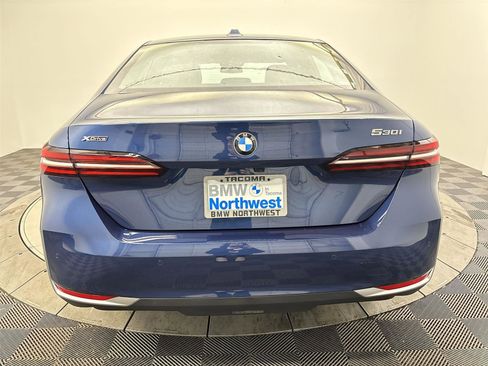 New 2026 BMW 530i xDrive w/ Premium Package image 15