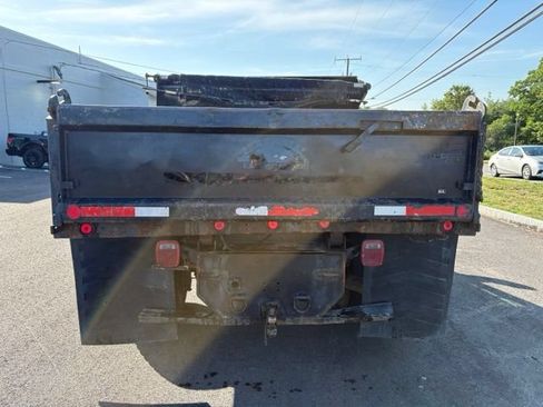 Used 2019 Ford F550 4x4 Regular Cab Super Duty image 4