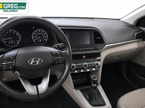 Used 2019 Hyundai Elantra Value Edition FWD image 13