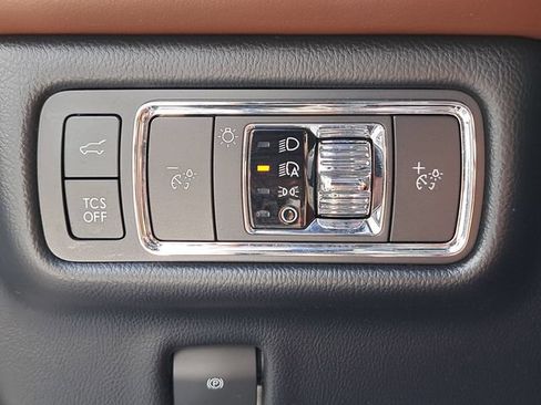 Used 2022 Lincoln Nautilus Reserve FWD image 25