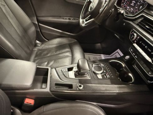Used 2017 Audi A4 2.0T w/ Convenience Package image 33